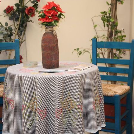 Mmebassia Bed and Breakfast Chania  Buitenkant foto